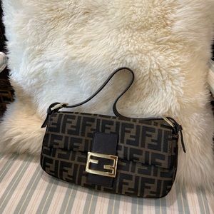 Fendi baguette bag